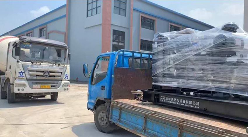 4臺200KW康明斯發(fā)電機組發(fā)往河南